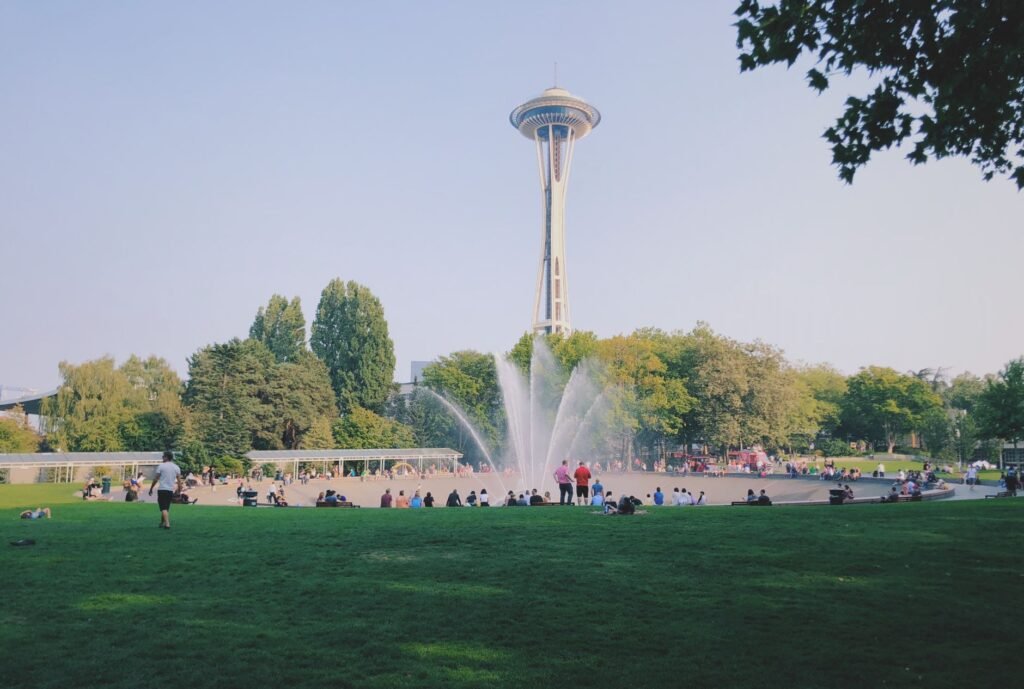 How to Make Friends in Seattle: A Local's Tips (Full Guide) how to make friends in seattle 1782617188063