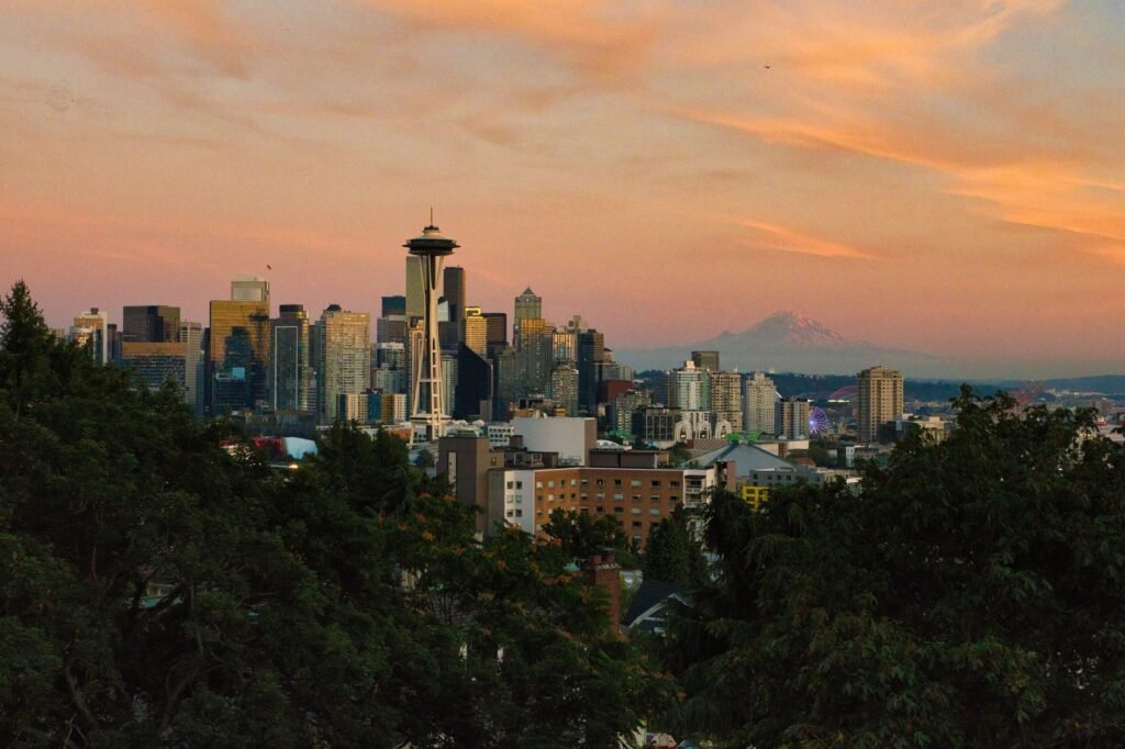 Seattle in June: Weather, Temperatures & Tips (Full Guide) seattle temps in june 1782712304850